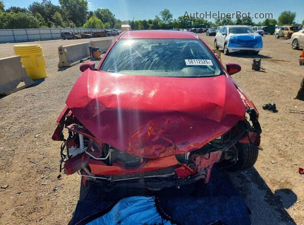 2T1BURHE4GC709645 2016 TOYOTA COROLLA Red Widok z przodu