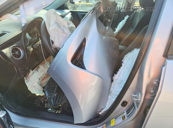 2T1BURHE4HC814512 2017 TOYOTA COROLLA Серый Вид салона спереди