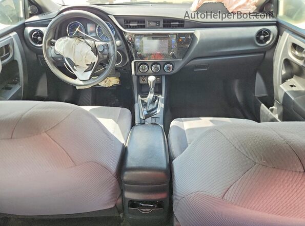 2T1BURHE4HC901746 2017 TOYOTA COROLLA Silver წინა პანელის ხედი