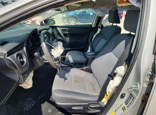 2T1BURHE4HC901746 2017 TOYOTA COROLLA Silver წინა სალონის ხედი