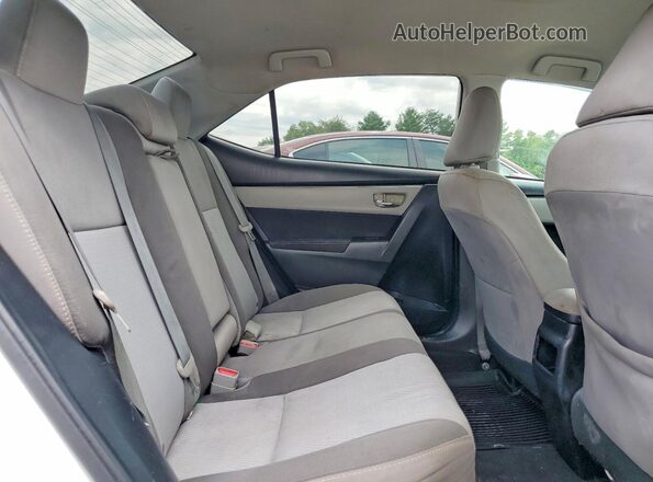 2T1BURHE4HC908969 2017 TOYOTA COROLLA White Widok tylnych siedzeń