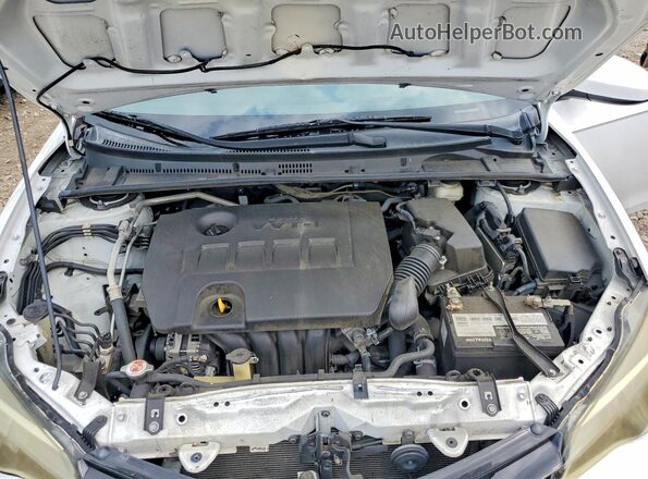 2T1BURHE4HC908969 2017 TOYOTA COROLLA White Widok wnętrza z tyłu