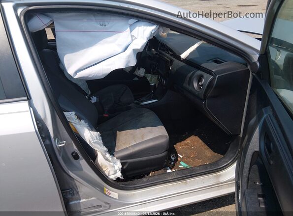 2T1BURHE4HC928137 2017 TOYOTA COROLLA Silver წინა სალონის ხედი