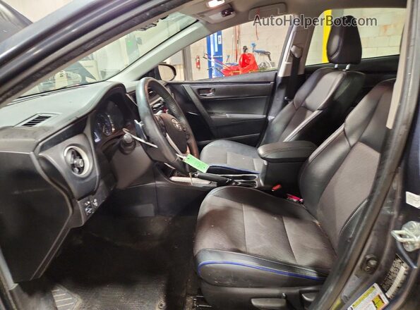 2T1BURHE4JC022866 2018 TOYOTA COROLLA Blue Front interior view