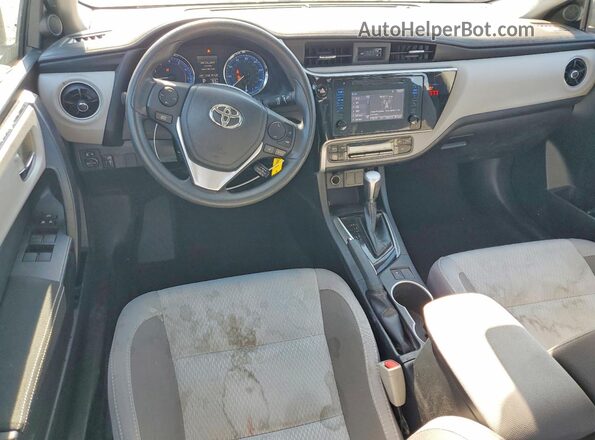 2T1BURHE4JC029915 2018 TOYOTA COROLLA Black Widok deski rozdzielczej