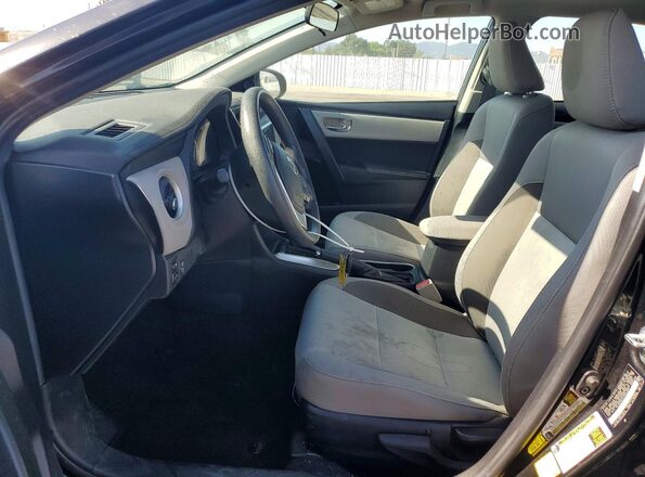 2T1BURHE4JC029915 2018 TOYOTA COROLLA Black Widok wnętrza z przodu