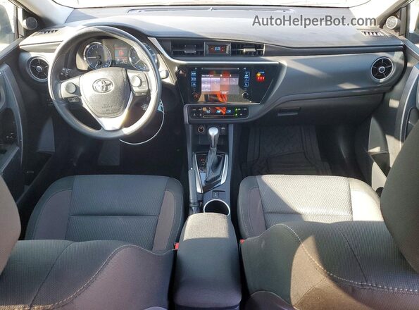 2T1BURHE4JC043197 2018 TOYOTA COROLLA Silver Vista del salpicadero