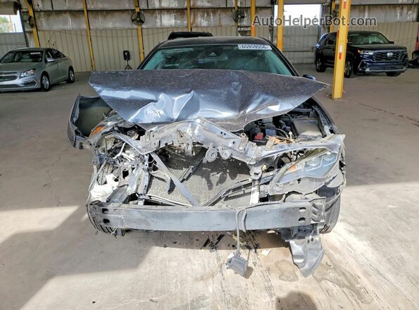 2T1BURHE4JC069072 2018 TOYOTA COROLLA Gray Front view