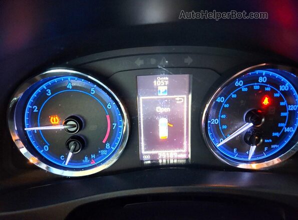 2T1BURHE4JC074823 2018 TOYOTA COROLLA Brown ხელსაწყოთა პანელის ხედი