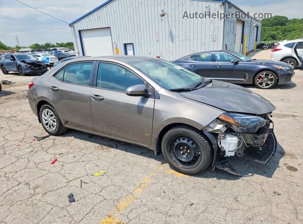 2T1BURHE4JC079701 2018 TOYOTA COROLLA Желто-коричневый Передняя правая четверть