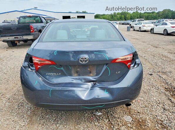 2T1BURHE4JC087636 2018 TOYOTA COROLLA Blue Вид ззаду