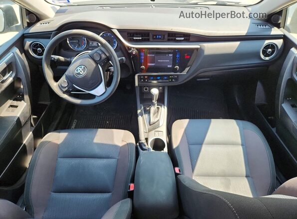 2T1BURHE4JC969647 2018 TOYOTA COROLLA Silver წინა პანელის ხედი