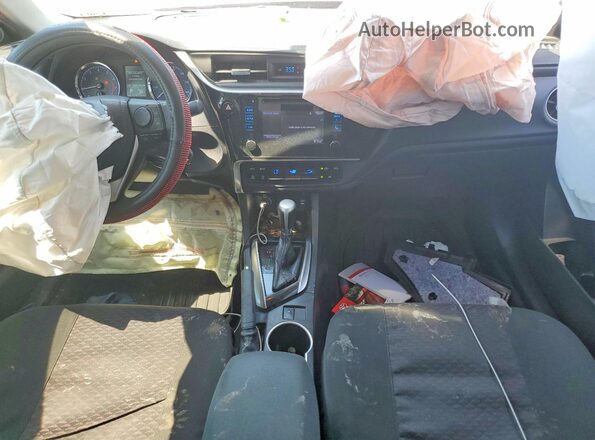 2T1BURHE4KC140868 2019 TOYOTA COROLLA Красный Вид панели приборов