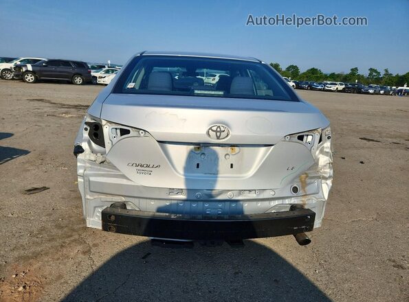 2T1BURHE4KC194428 2019 TOYOTA COROLLA Silver Вид ззаду