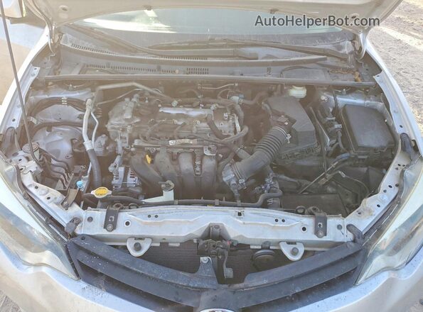 2T1BURHE5GC648676 2016 TOYOTA COROLLA Silver Rear interior view