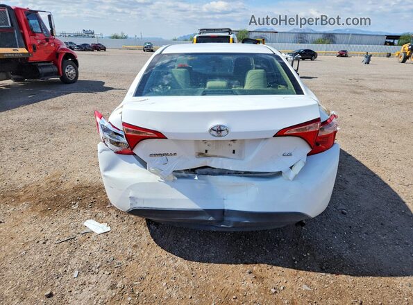2T1BURHE5HC864786 2017 TOYOTA COROLLA Белый Вид сзади