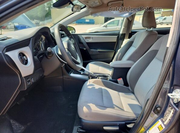 2T1BURHE5HC935176 2017 TOYOTA COROLLA Gray Front interior view