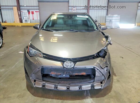 2T1BURHE5JC033892 2018 TOYOTA COROLLA Gray Widok z przodu