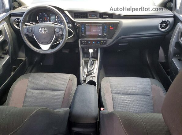 2T1BURHE5JC035254 2018 TOYOTA COROLLA Черный Вид панели приборов