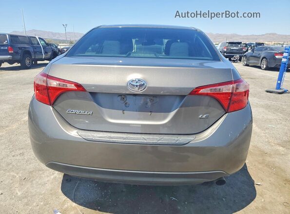 2T1BURHE5JC048019 2018 TOYOTA COROLLA Серый Вид сзади