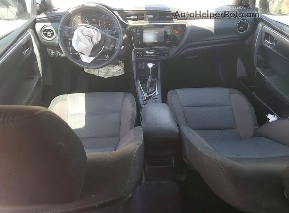 2T1BURHE5JC048019 2018 TOYOTA COROLLA Серый Вид панели приборов