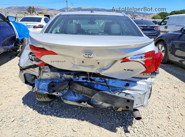 2T1BURHE5JC051776 2018 TOYOTA COROLLA Silver Հետևի տեսք