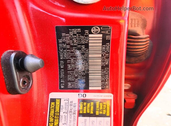 2T1BURHE5JC095647 2018 TOYOTA COROLLA Красный Вид подкапотного пространства