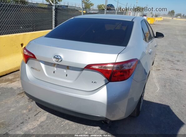 2T1BURHE5JC120921 2018 TOYOTA COROLLA Silver Rear right