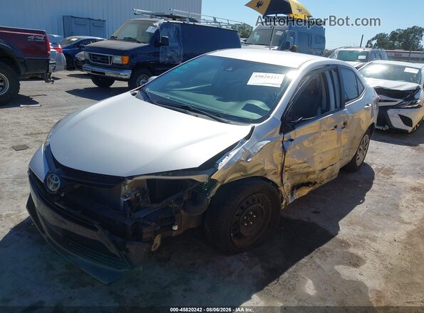 2T1BURHE5JC120921 2018 TOYOTA COROLLA Silver Front view