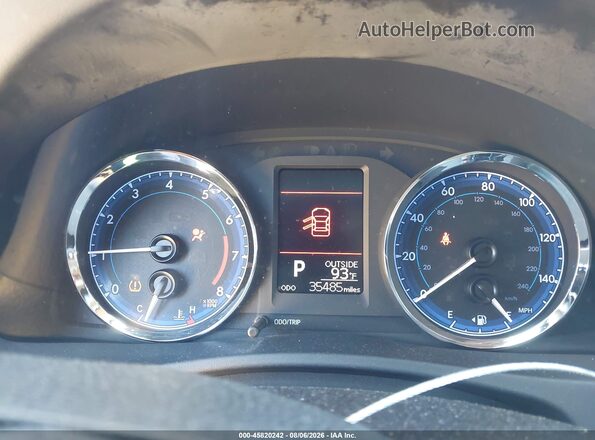 2T1BURHE5JC120921 2018 TOYOTA COROLLA Silver 360 interior view