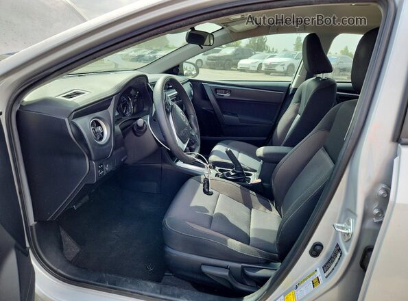 2T1BURHE5KC157064 2019 TOYOTA COROLLA Gray Widok wnętrza z przodu