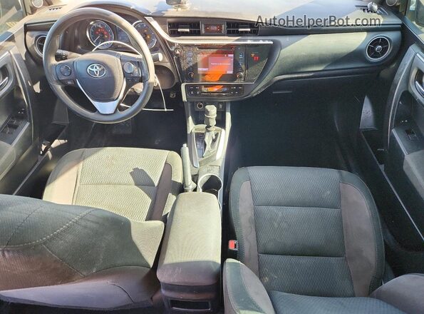 2T1BURHE5KC227484 2019 TOYOTA COROLLA Gray Dashboard view