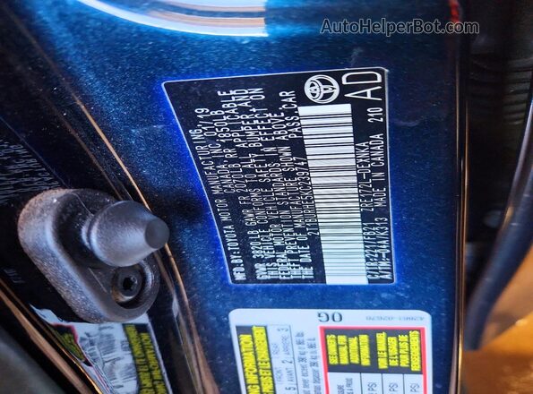 2T1BURHE5KC239747 2019 TOYOTA COROLLA Blue Engine compartment view