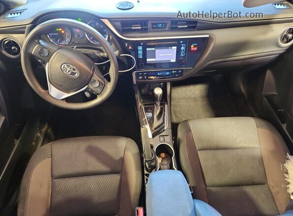 2T1BURHE5KC239747 2019 TOYOTA COROLLA Blue Dashboard view
