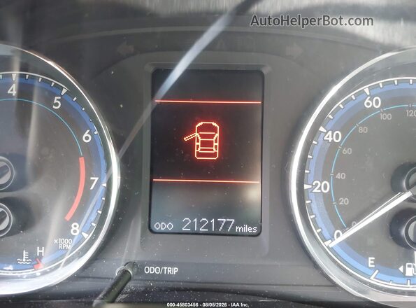 2T1BURHE5KC240882 2019 TOYOTA COROLLA White 