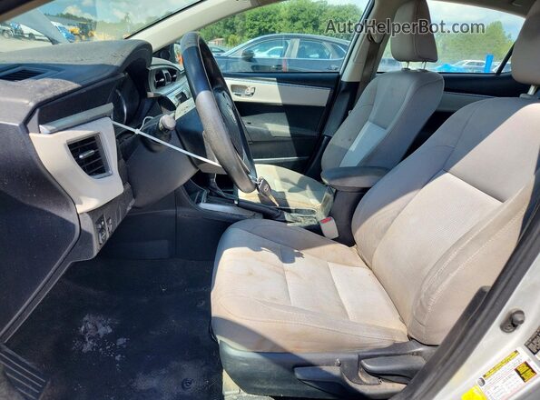 2T1BURHE6GC690239 2016 TOYOTA COROLLA Silver Widok wnętrza z przodu