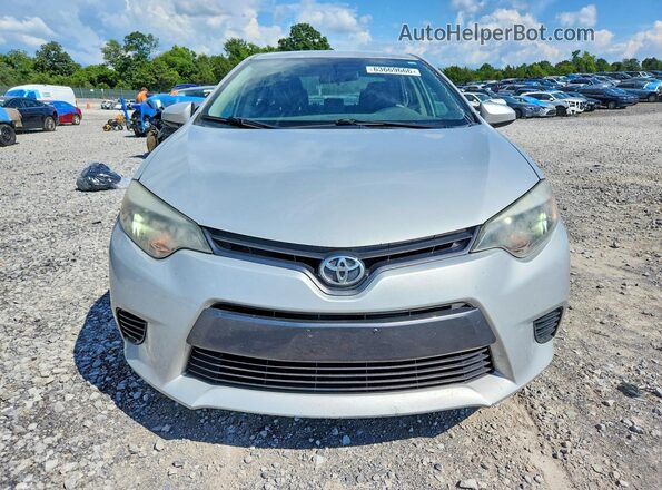 2T1BURHE6GC690239 2016 TOYOTA COROLLA Silver Widok z przodu