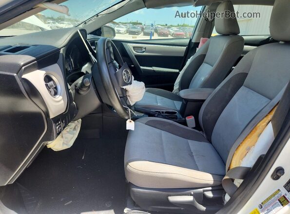 2T1BURHE6HC778306 2017 TOYOTA COROLLA White Front interior view