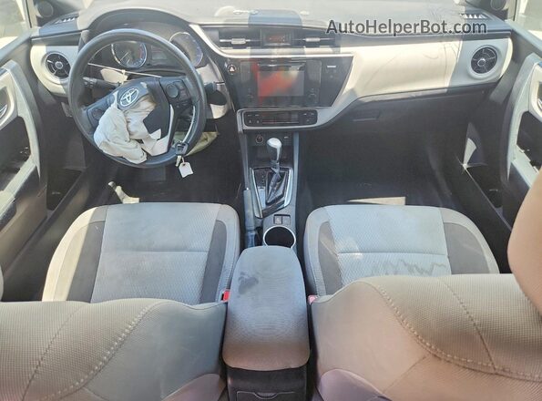2T1BURHE6HC778306 2017 TOYOTA COROLLA White Dashboard view