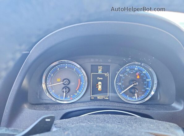 2T1BURHE6JC032038 2018 TOYOTA COROLLA Белый Вид щитка приборов