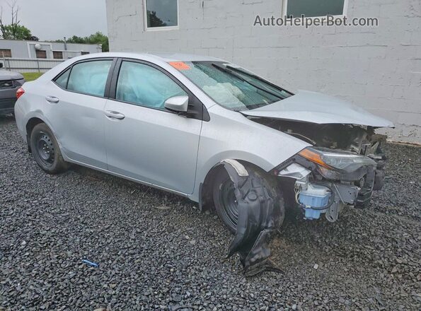 2T1BURHE6JC090005 2018 TOYOTA COROLLA Silver წინა მარჯვენა