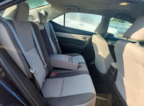 2T1BURHE6JC103903 2018 TOYOTA COROLLA Black Widok tylnych siedzeń