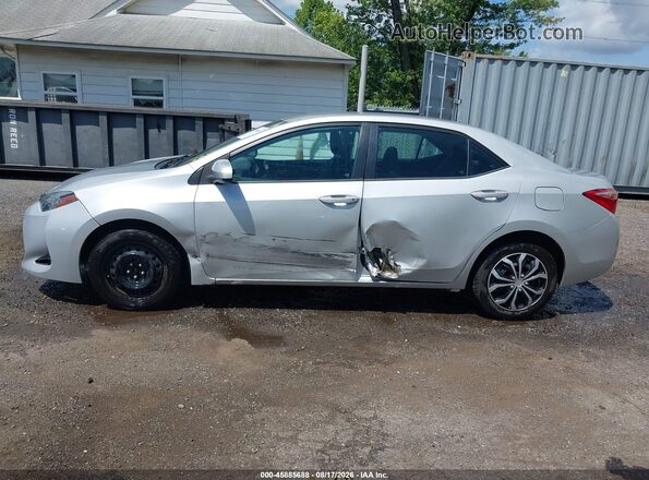 2T1BURHE6JC988023 2018 TOYOTA COROLLA Silver Панорамний вид салону 360°