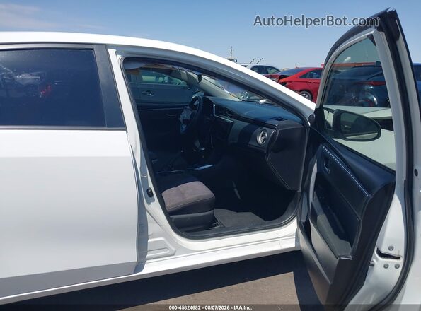 2T1BURHE6KC128088 2019 TOYOTA COROLLA White Front interior view