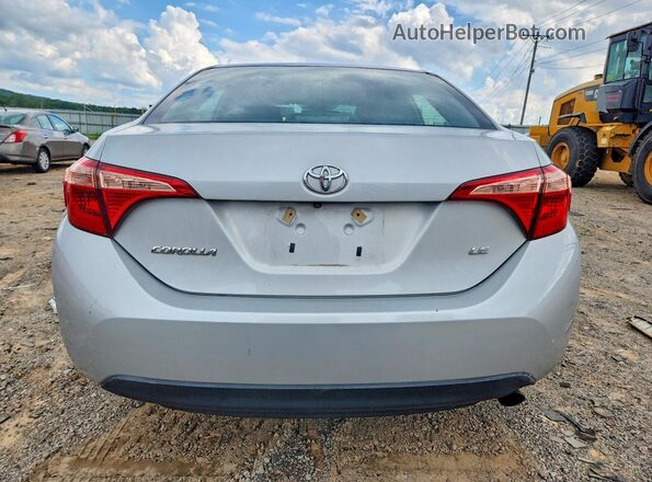 2T1BURHE6KC199601 2019 TOYOTA COROLLA Silver Rear view