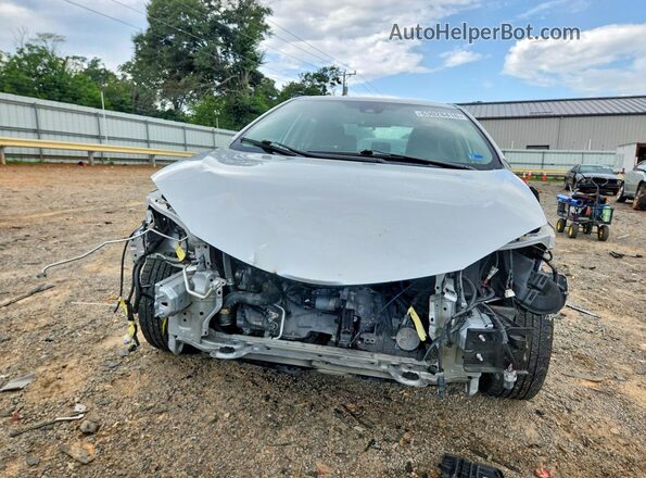 2T1BURHE6KC199601 2019 TOYOTA COROLLA Silver Front view