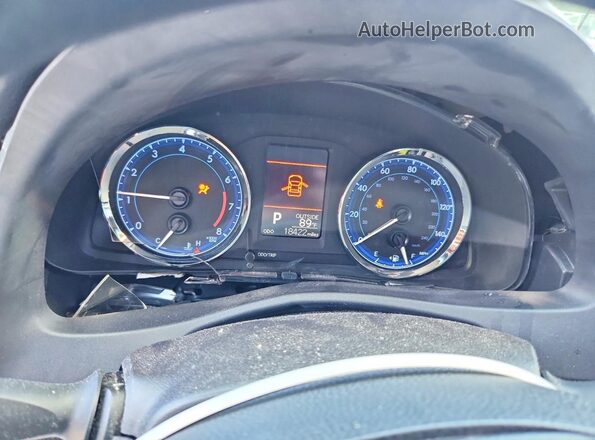 2T1BURHE7HC890497 2017 TOYOTA COROLLA Silver Widok zestawu wskaźników
