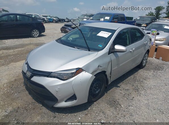2T1BURHE7HC939293 2017 TOYOTA COROLLA Silver წინა მარცხენა ხედი სამი მეოთხედიდან