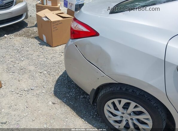 2T1BURHE7HC939293 2017 TOYOTA COROLLA Silver 