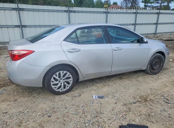 2T1BURHE7JC059667 2018 TOYOTA COROLLA Silver Rear right